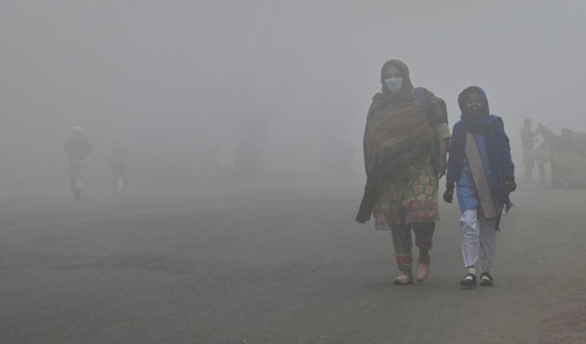 Punjab Government Announces School and College Closures Due to Rising Smog